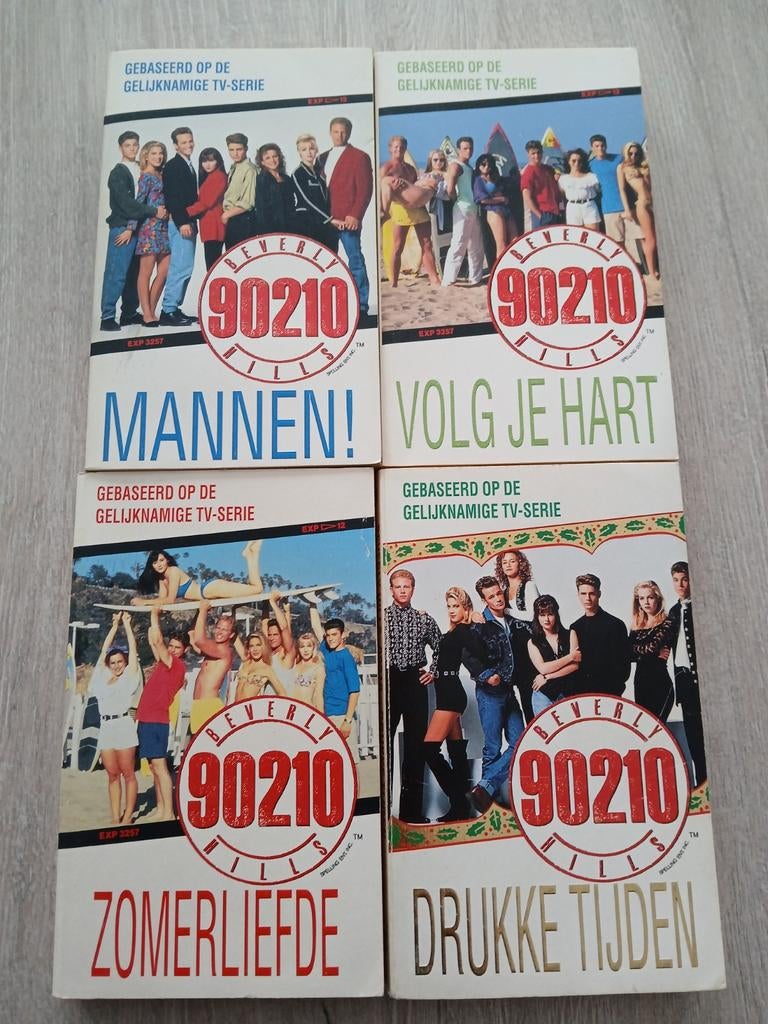 4 boeken Beverly Hills 90210, Verzamelen, Ophalen of Verzenden