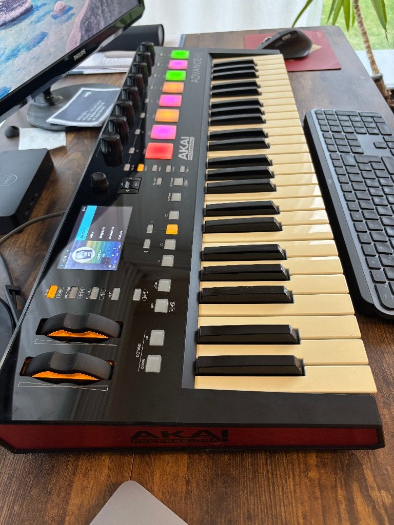 Akai Advance 49 — Clavier MIDI à 49 touches, Enlèvement, Utilisé