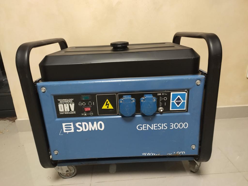 Groupe électrogène SDMO Genesis 3000, Bricolage & Construction, Générateurs, Enlèvement