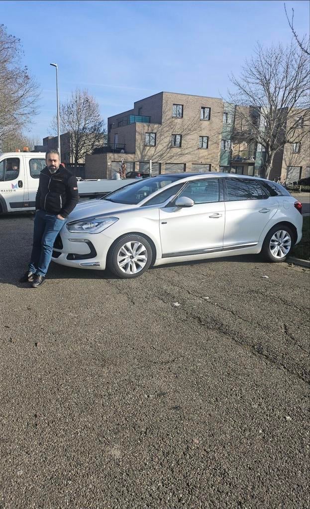 Citroen DS5 hybrid4 Diesel elektrisch 161.000km. 2013, Auto's, Automaat, Diesel, Grijs, Particulier
