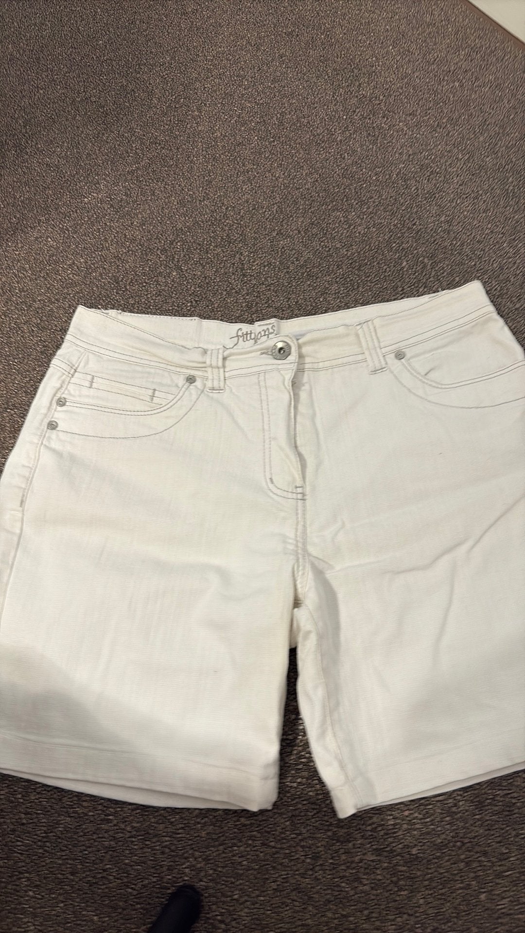 Beige short xl, Ophalen of Verzenden, Gedragen