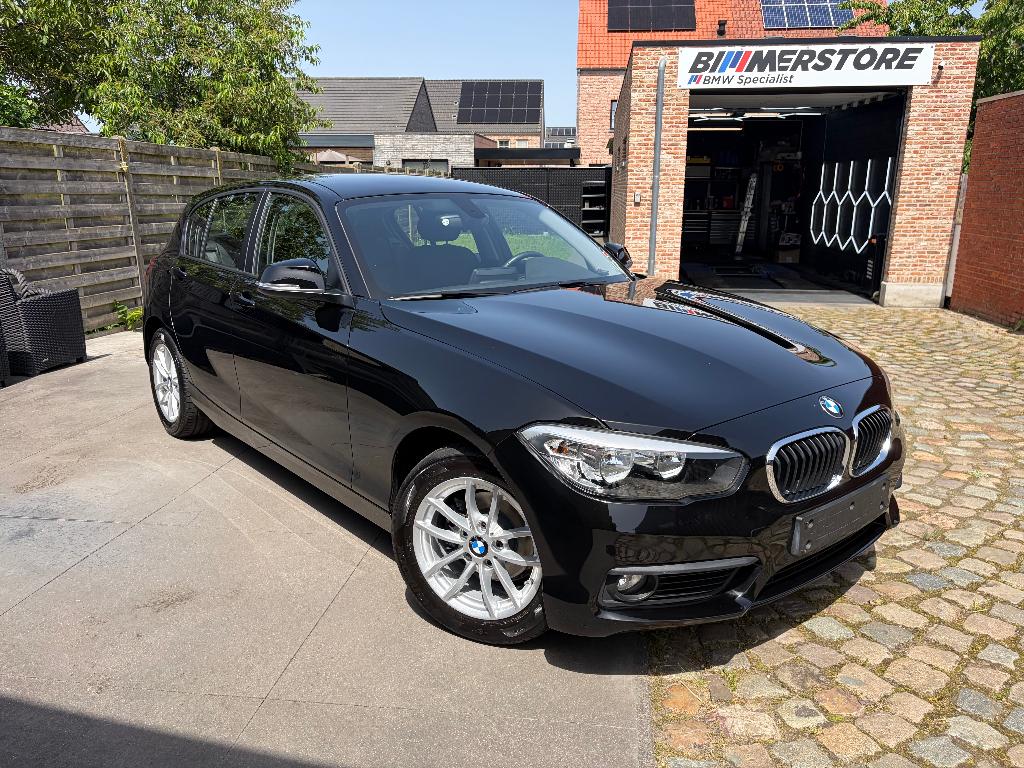BMW 118i 2019 74.800km | PDC | Garantie Entretien et freins, 100 kW, Achat, Euro 6, Entreprise