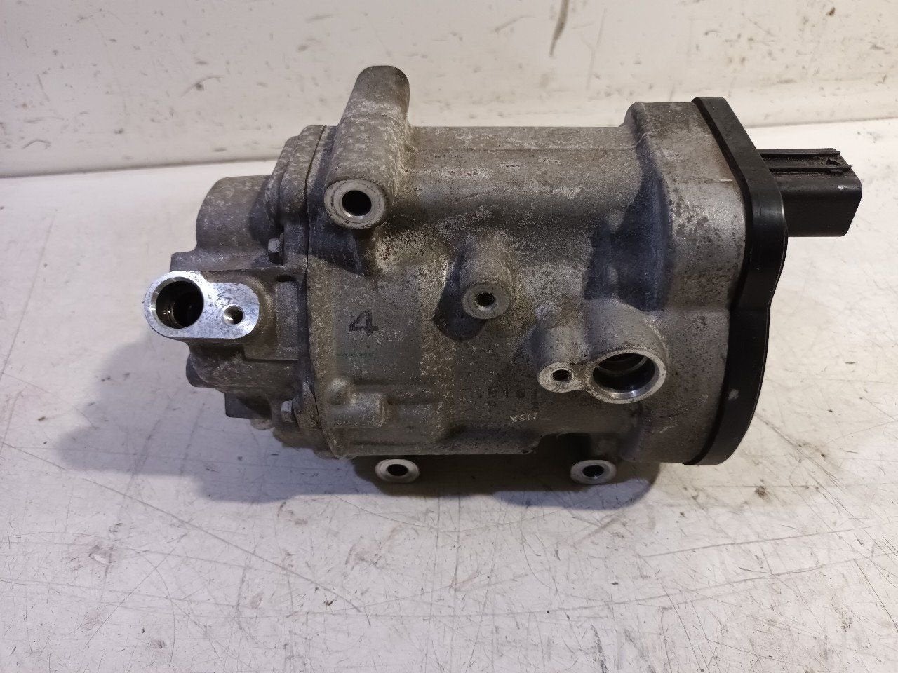 Airco pomp Toyota C-HR, Onderdelen@venauto.nl, Van der Ven Autorecycling B.V., Ettenseweg 76, 4706 PB Roosendaal, The Netherlands