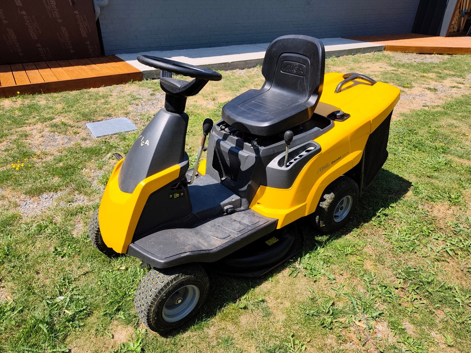 Tracteur tondeuse stiga 1066h