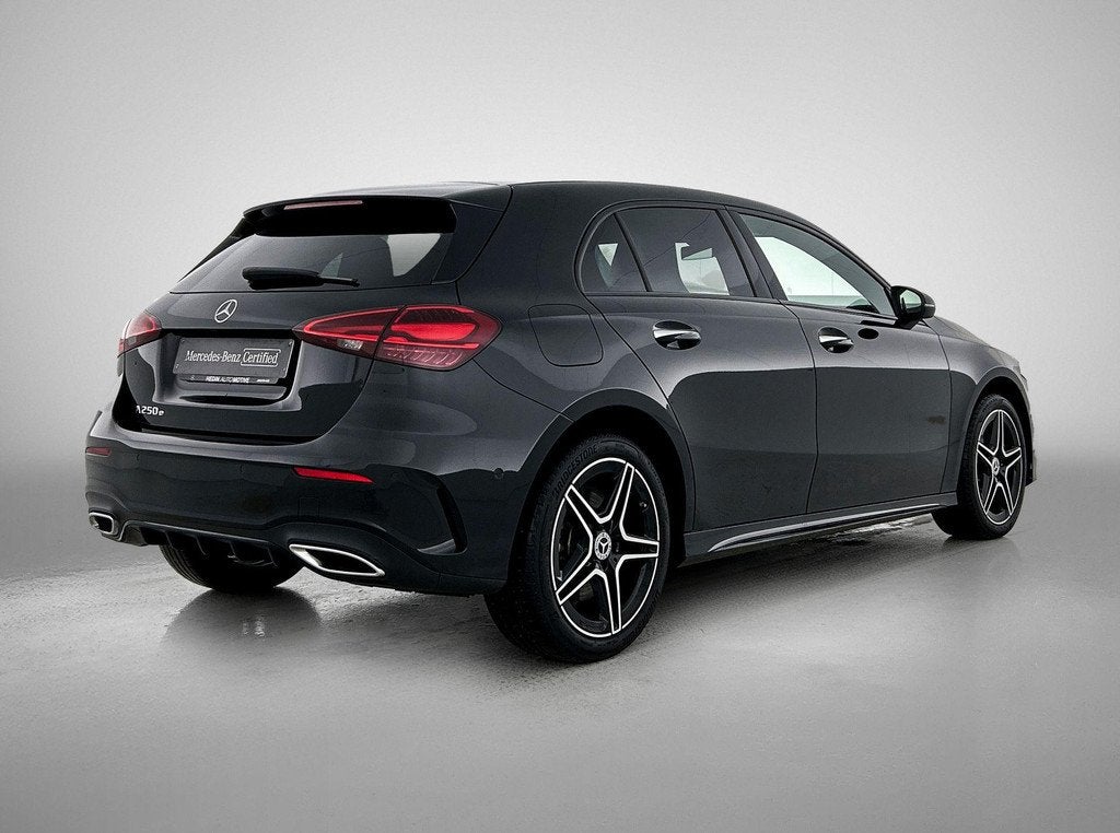 Mercedes-Benz A-klasse 250 e Hatchback AMG Line Night Pack |, Entreprise, Noir, 5 places, Automatique