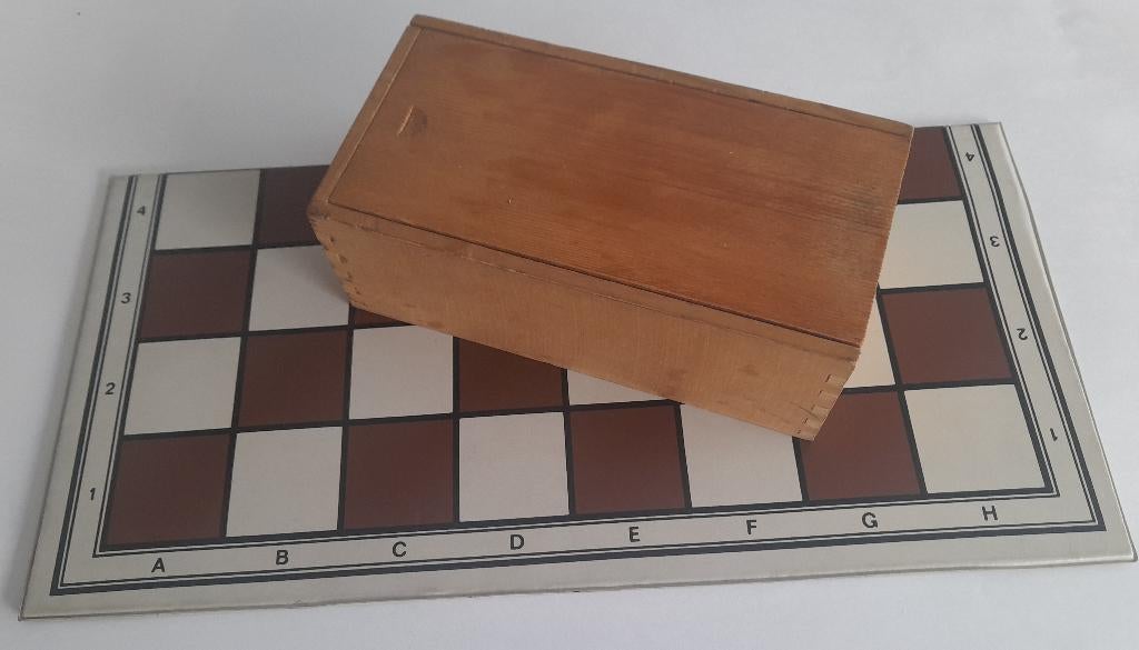 Set d'échecs : plateau + pièces, Hobby & Loisirs créatifs, Enlèvement ou Envoi