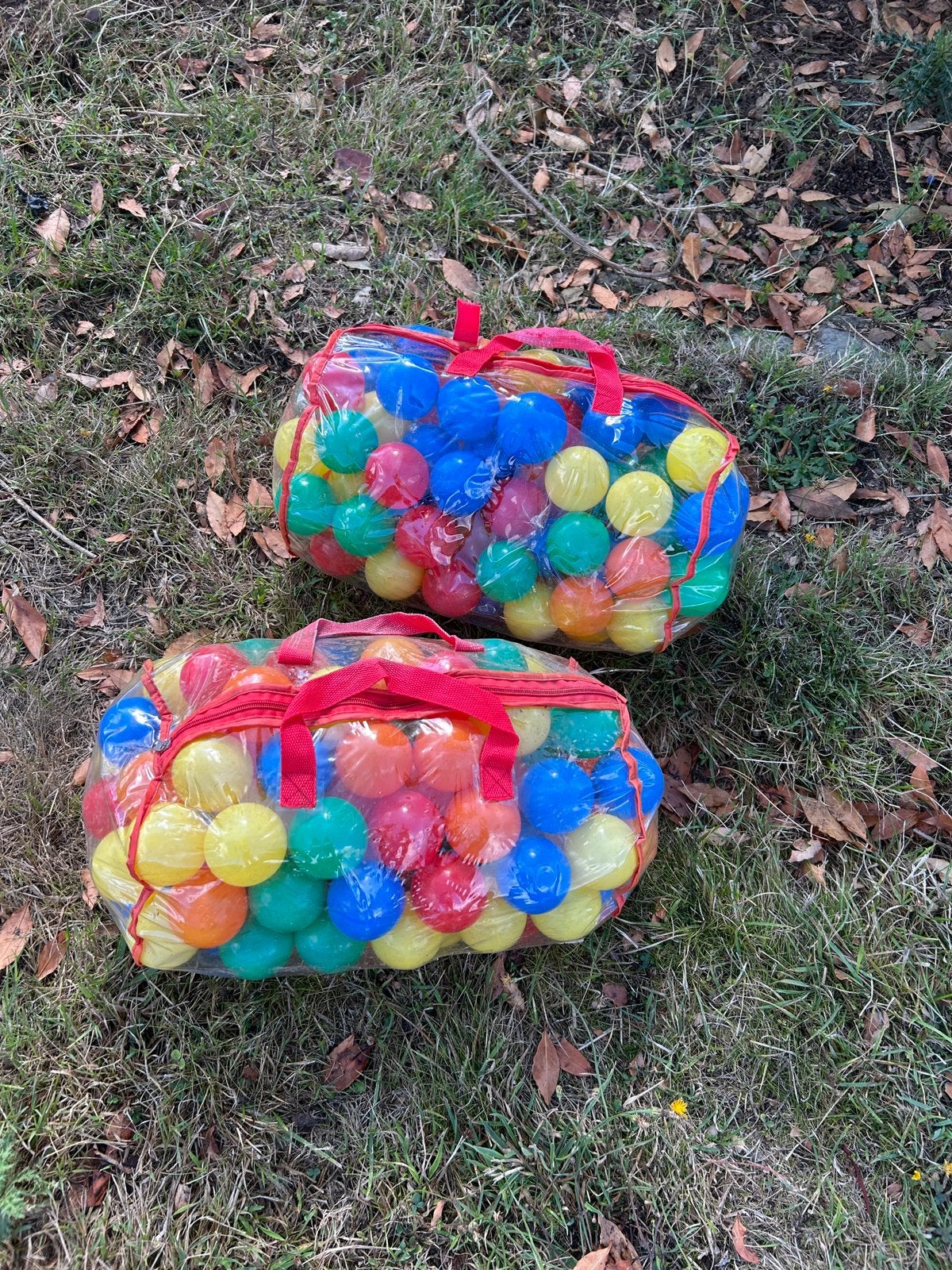 A donner 2 sacs de balles plastiques, Enfants & Bébés, Enlèvement, Utilisé
