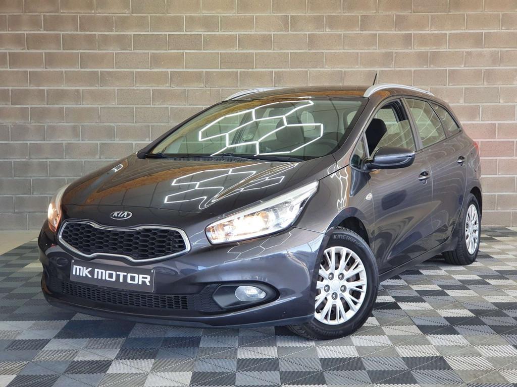 Kia Ceed / cee'd 1.4 DIESEL 90CV BREAK || FULL CARNET ||, Autos, Euro 5, Achat, 90 ch, Entreprise