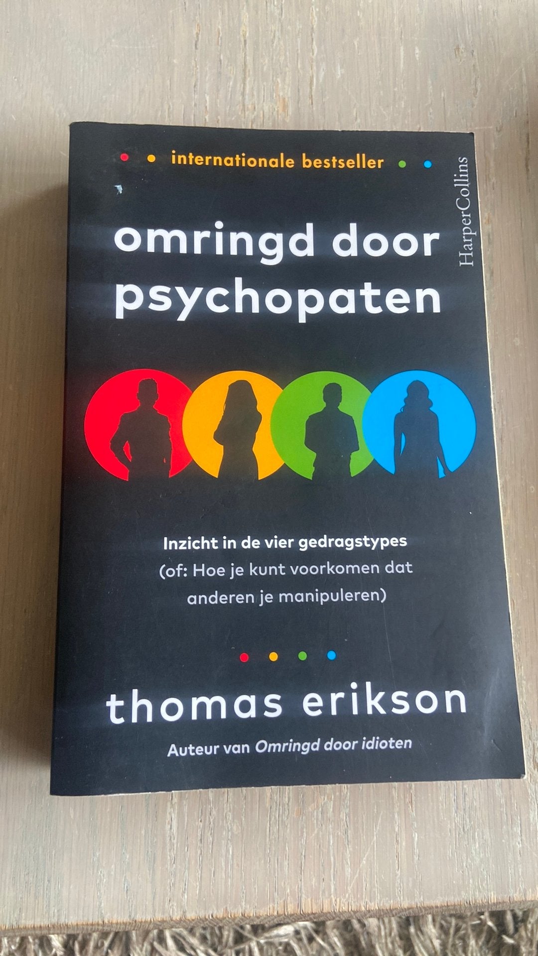 Boek omringd door psychopaten, Livres, Psychologie, Enlèvement, Utilisé, Psychologie de la personnalité
