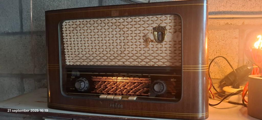 Oude lampen radio Braun jaren 50, Audio, Tv en Foto, Ophalen