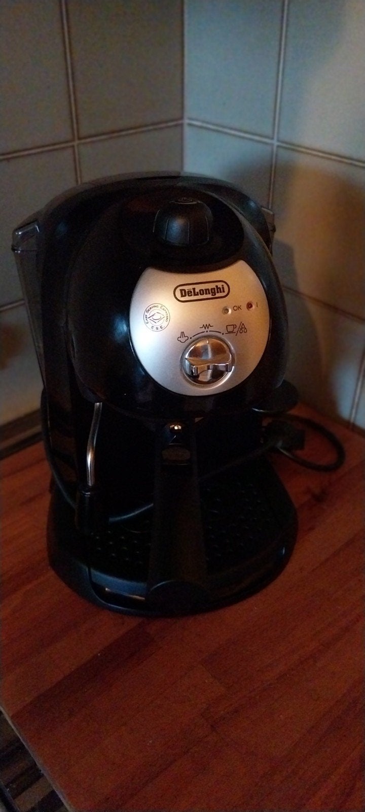 DeLonghi EC191 - EC201, Electroménager, Cafetières, Café moulu, Réservoir d'eau amovible, Combiné, Enlèvement