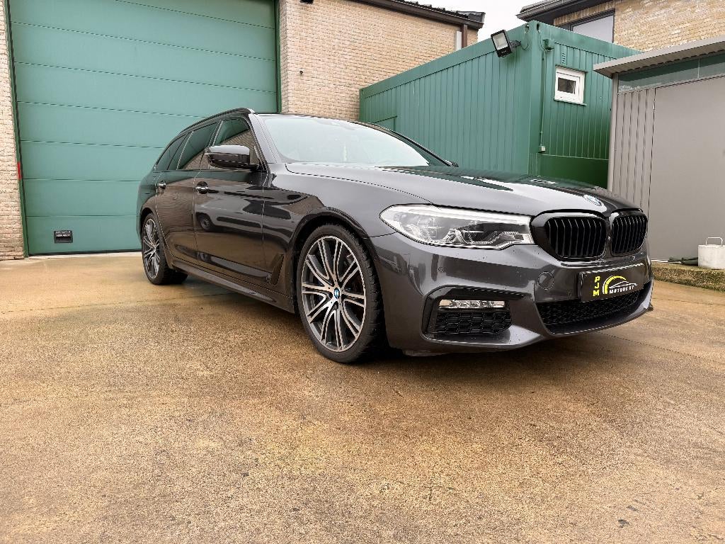 BMW 540i Mx2 PERFORMANCE, Auto's, BMW, Automaat, Euro 6, Leder, 172 g/km