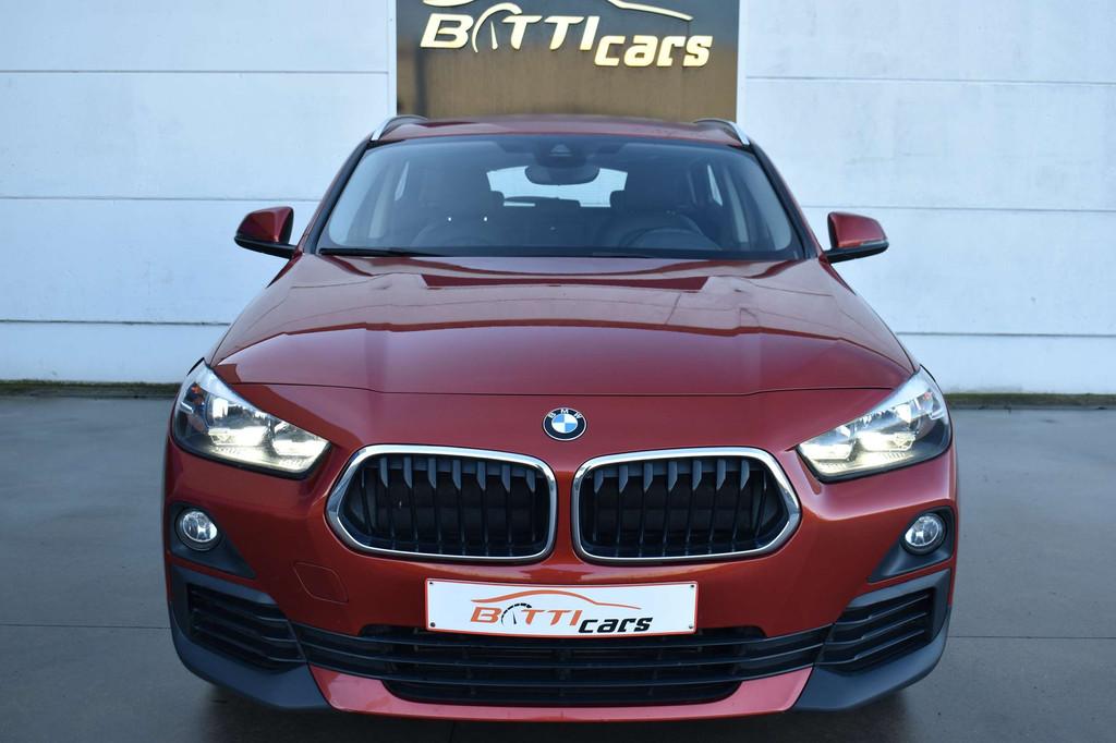 BMW X2 sDrive16d Automaat* Airco* PDC* Trekhaak, Autos, BMW, Cuir, Euro 6, Entreprise, Autres couleurs