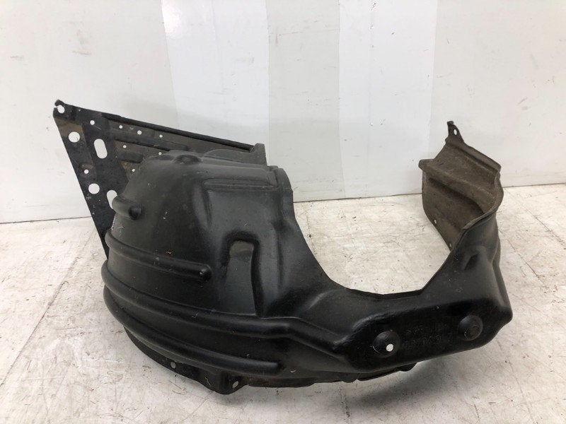 INTERIEUR AILE Mitsubishi Space Star (A0) (01-2012/-), Utilisé, Mitsubishi, Garde-boue