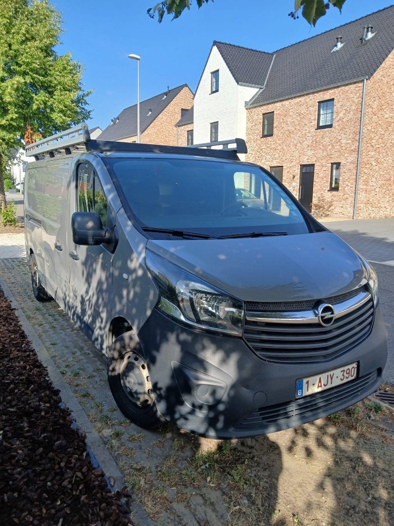 Opel Vivaro à vendre, Autos, Opel, Vivaro, 3 places, Boîte manuelle, Autres couleurs