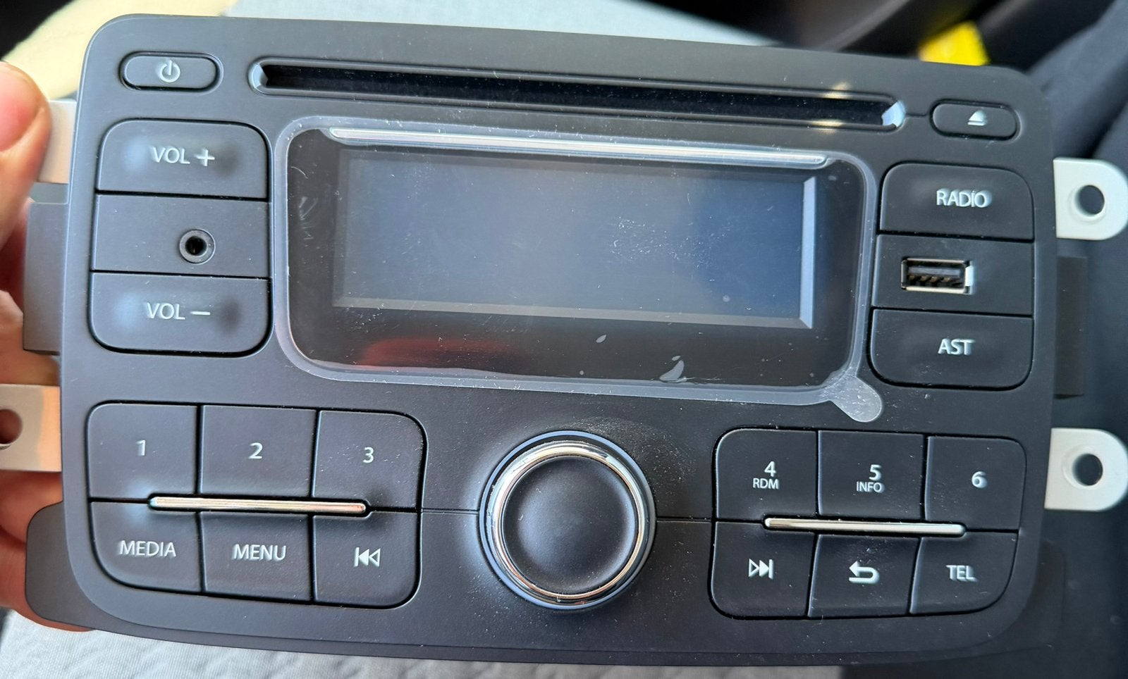 Auto radio cd speler renault Logan, Sandero en Duster, Auto diversen, Autoradio's, Ophalen of Verzenden, Zo goed als nieuw