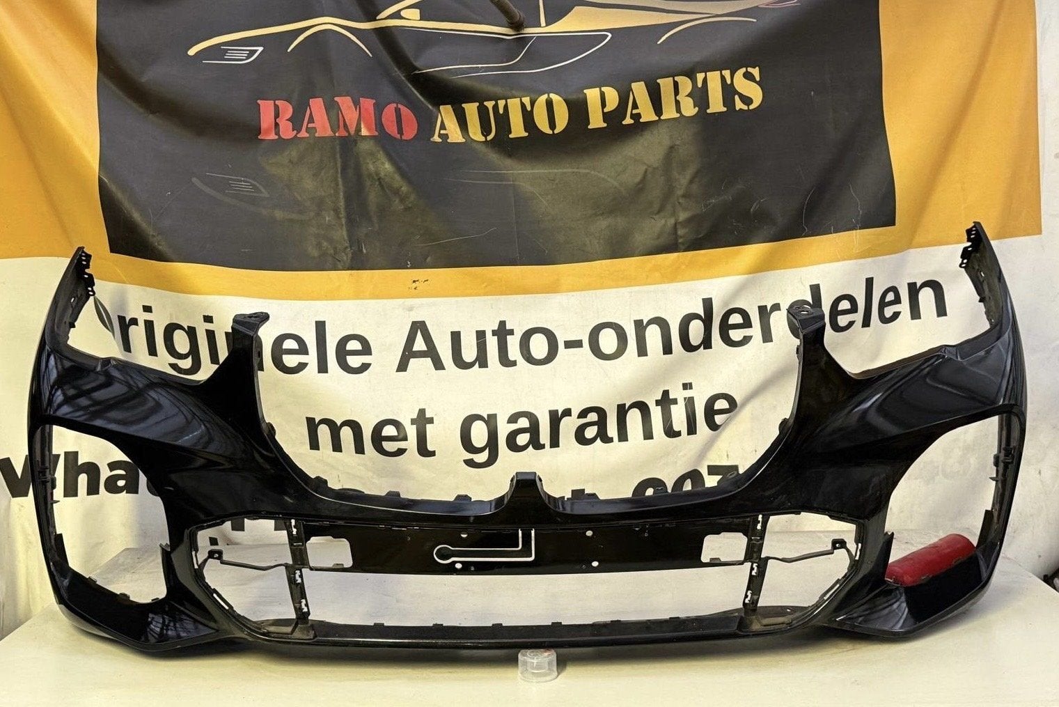BMW X5 G05 M PAKKET VOORBUMPER 6X PDC ORIGINEEL 5111 8069207, Auto-onderdelen, Gebruikt, -, Voor, -