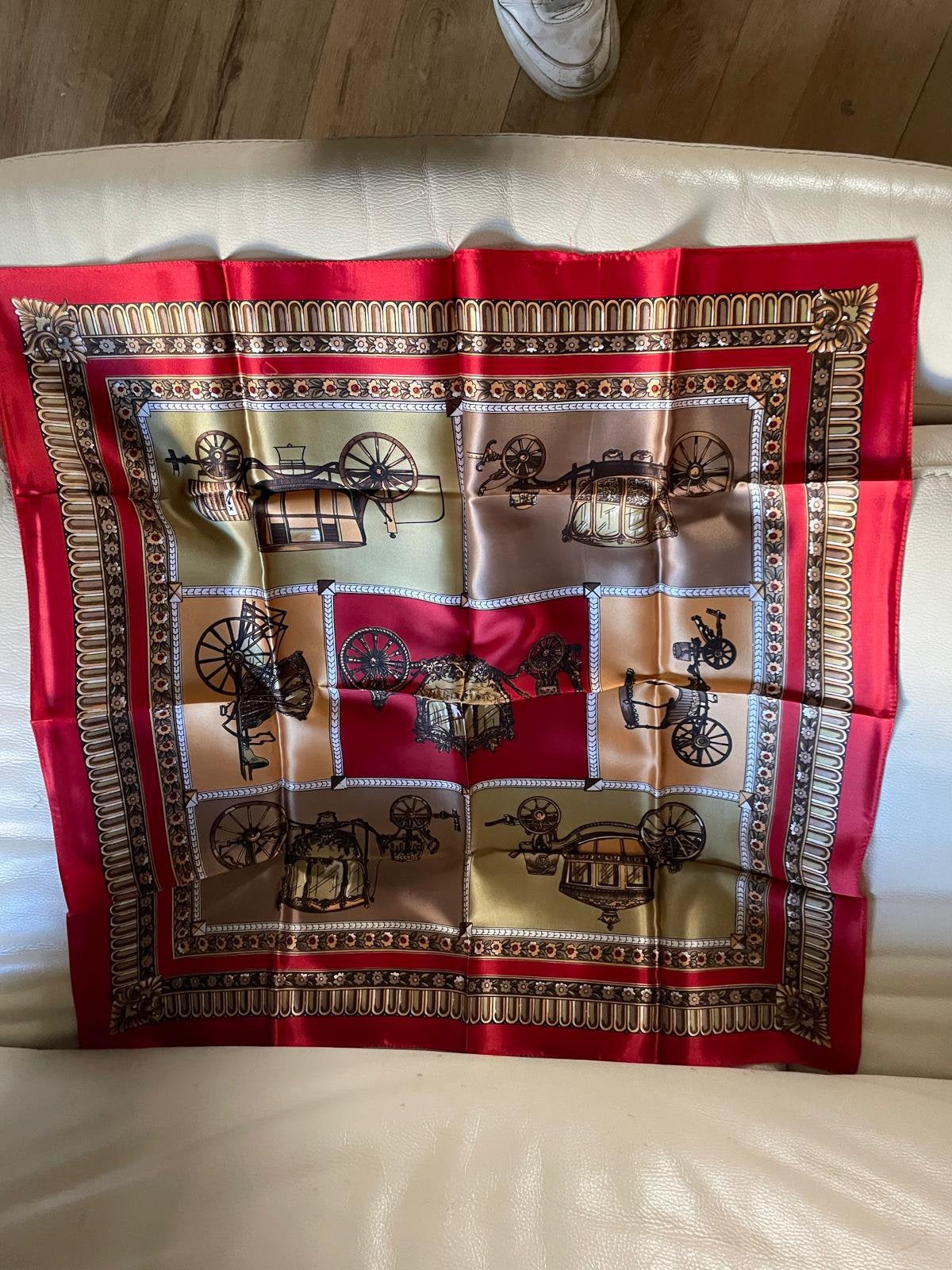 Lot vintage foulards  Neufs signés, Divers, Neuf