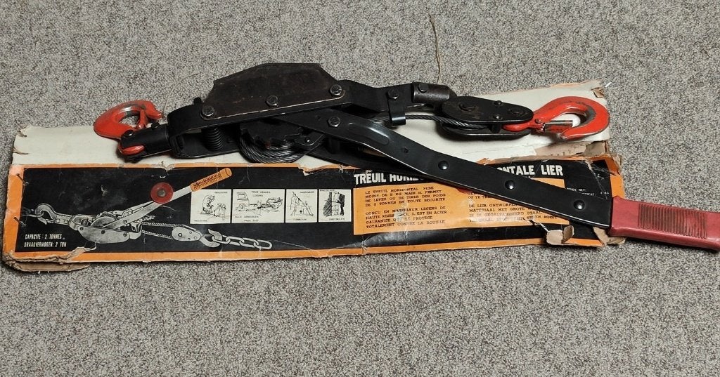 Horizontale Lier met kabel (m2455924286) — Machines en Bouw ...