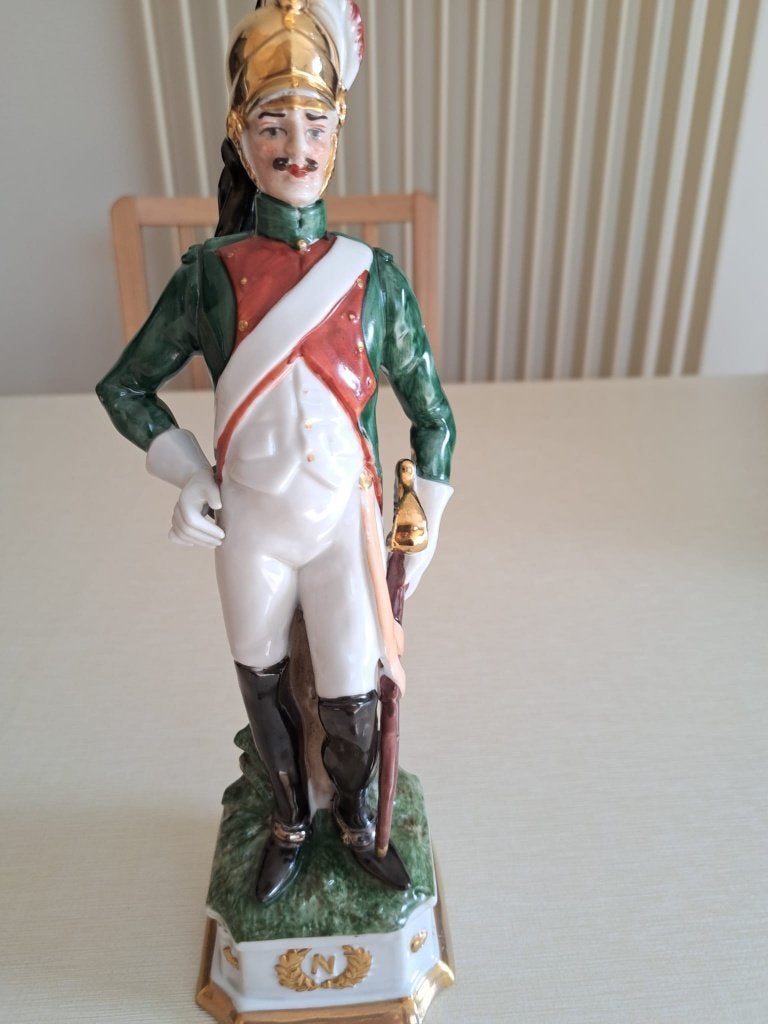 Porseleinen Napoleontische soldaat - Handbeschilderd, Antiek en Kunst, Ophalen