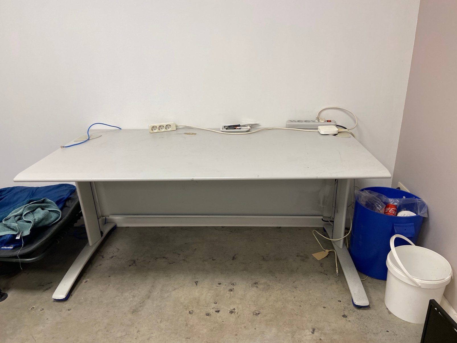 Bureau, Ophalen, Zo goed als nieuw