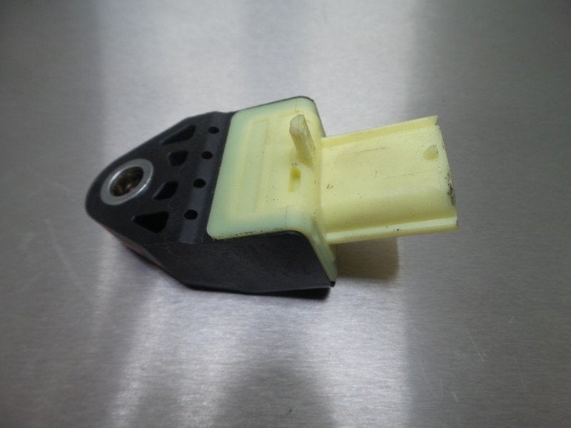 CAPTEUR AIRBAG Toyota iQ (01-2009/12-2015) (|8983174010|), Utilisé, Toyota