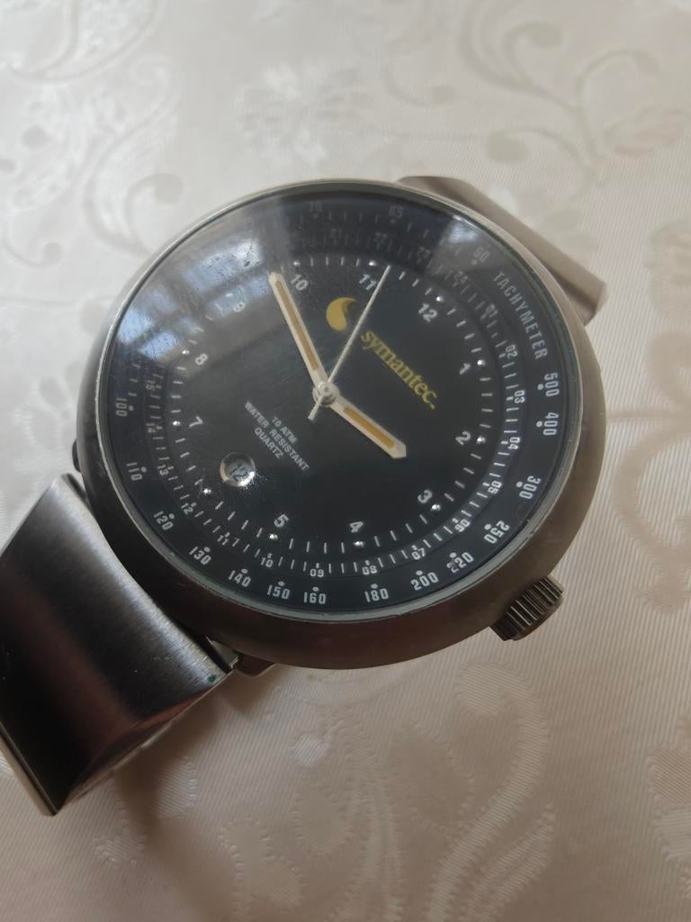 Montre pour homme, Enlèvement