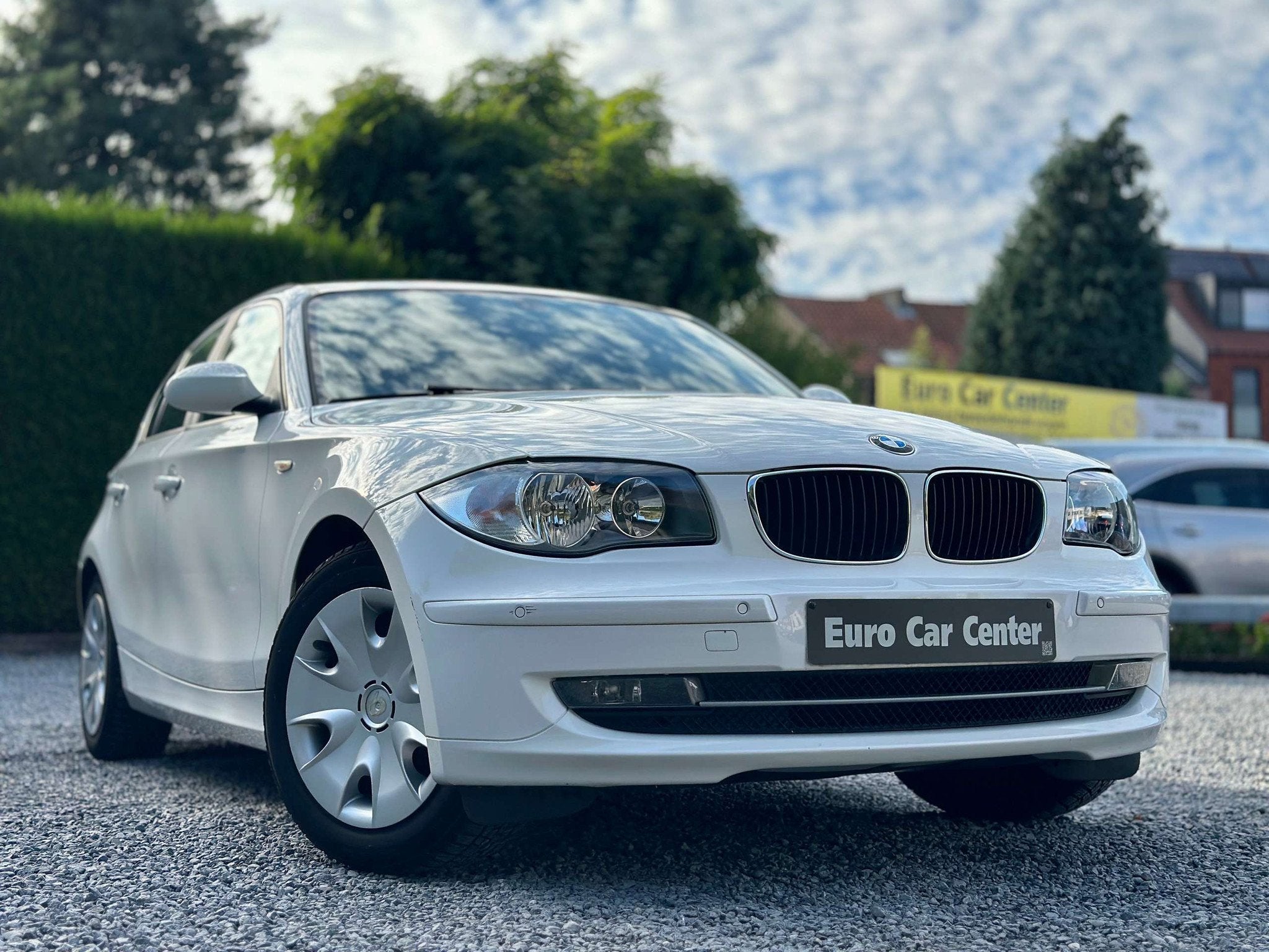 BMW 1 Serie 116 2.0i Automaat / ZETELVERWARMING (bj 2009), Euro 5, 4 cilinders, Wit, Bedrijf
