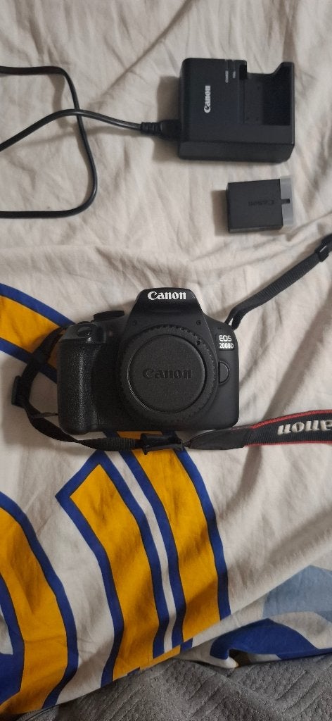 Canon EOS 2000D Body, TV, Hi-fi & Vidéo, Appareils photo numériques, Sans zoom optique, Canon, Comme neuf, Enlèvement