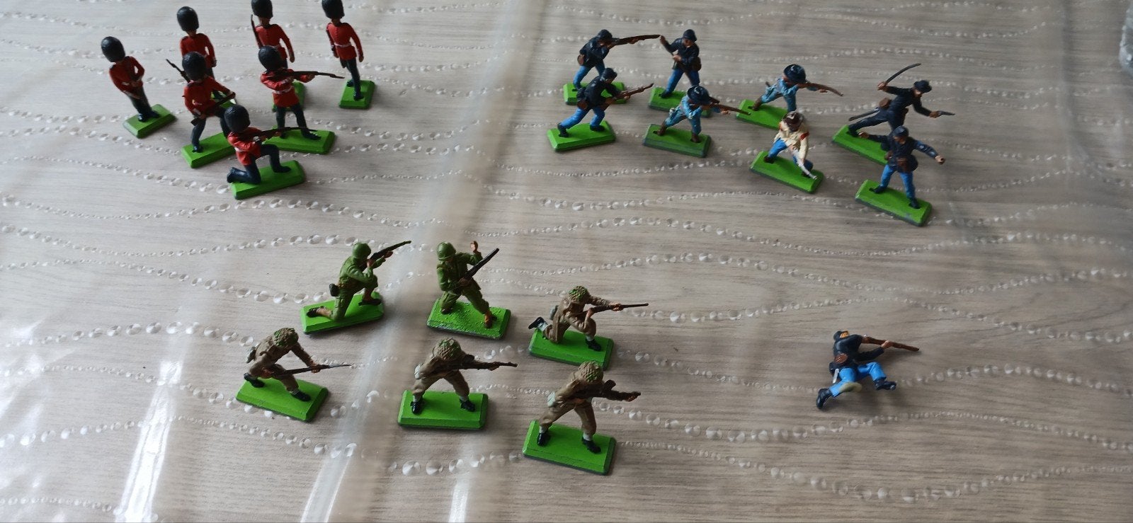 Lot de 22 figurines anciennes Britains Deetail, Enlèvement ou Envoi