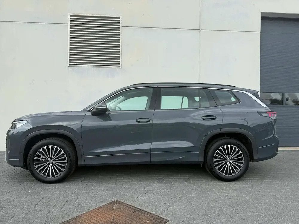 Volkswagen Tayron 1.5eTSI MHEV BUSINESS 360 CAMERA APP CONNE, 144 g/km, Argent ou Gris, Entreprise, 7 places