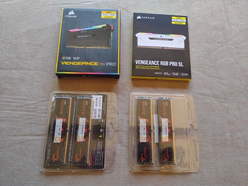 32GB (2x16GB) 3600MHz Vengeance RGB PRO SL, Ophalen, DDR3