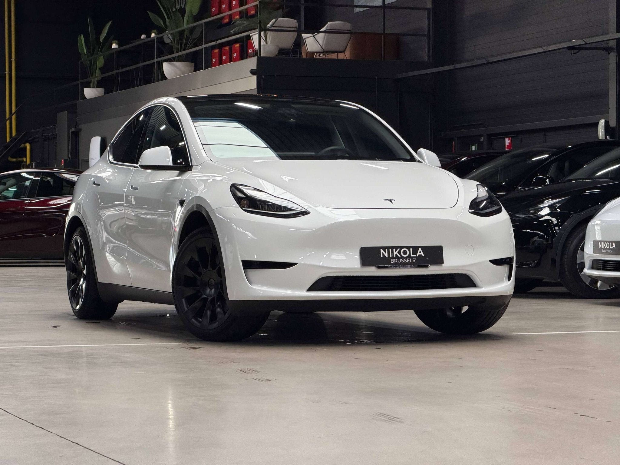 Tesla Model Y MODEL Y PREMIUM RWD - HW4 - 20" INDUCTION - PA, Auto's, Achterwielaandrijving, Gebruikt, Zwart, Wit