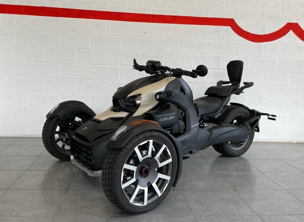 Can am ryker 900 *3000km*, Motos, 3390 cm³