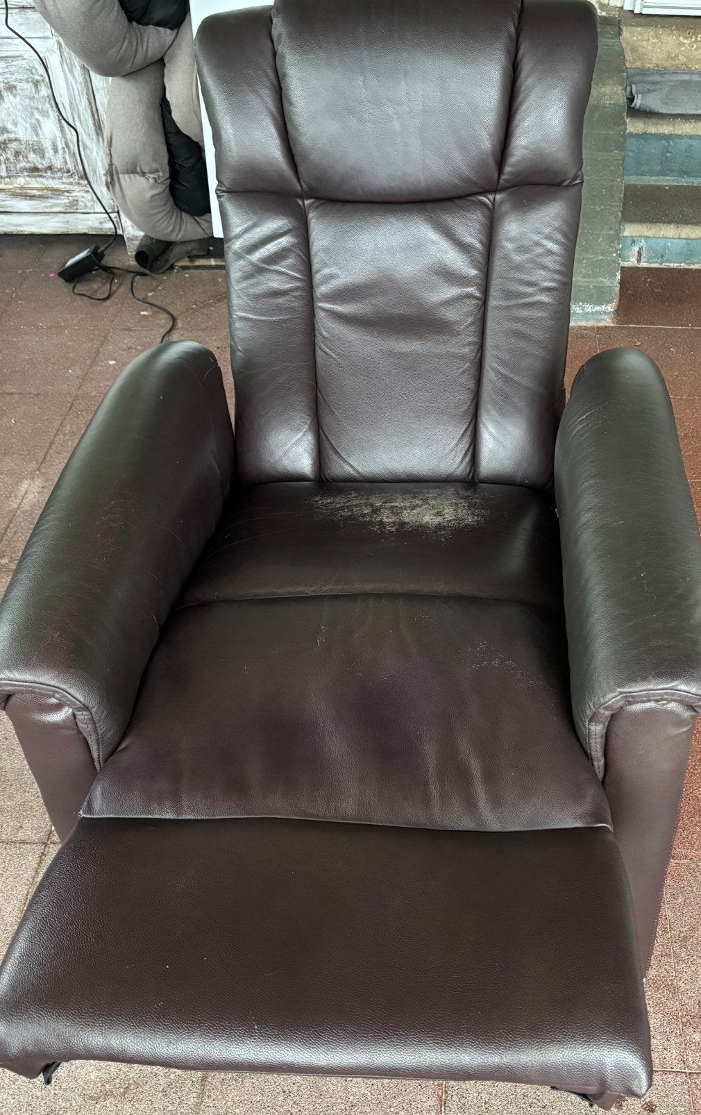 Electrische relax/sta op stoel, Huis en Inrichting, Ophalen, Gebruikt, 50 tot 75 cm, Relax