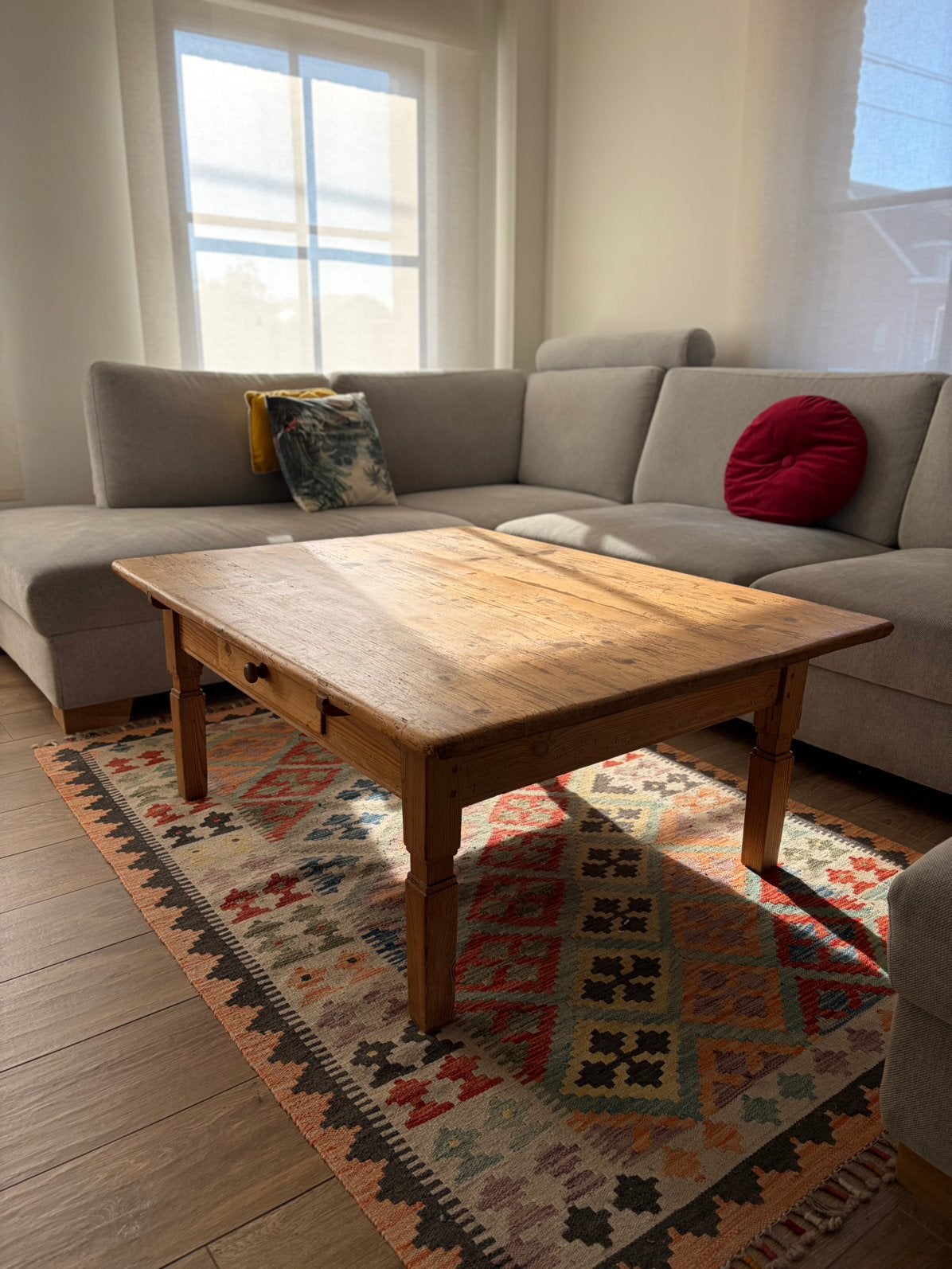 Antieke grenen salontafel met lade – landelijk / brocante, Ophalen, Gebruikt, Vierkant