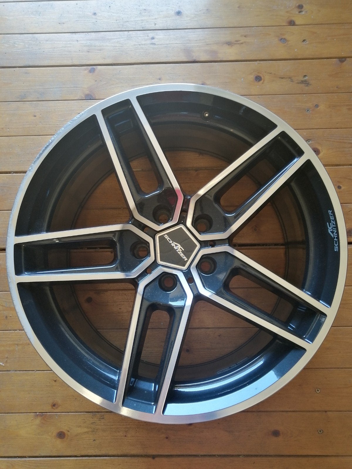ac schnitzer velg, Enlèvement