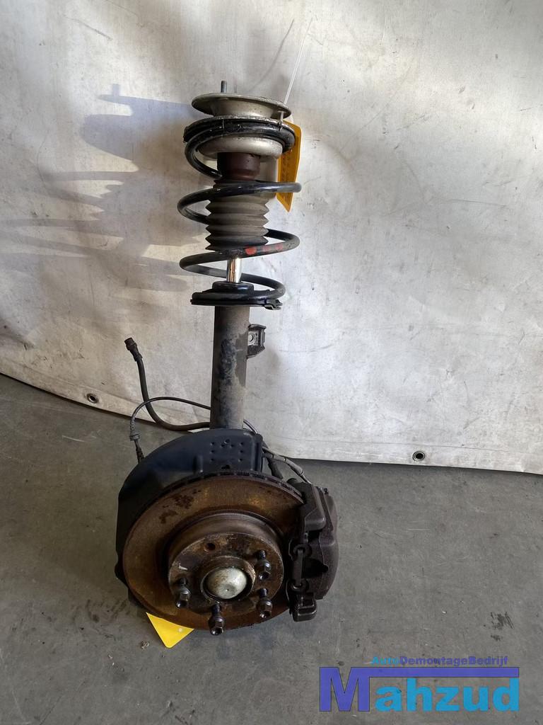 BMW 3 SERIE E46 Links voor veerpoot fuseehuis remklauw, Petuelring 130
80788  Munich, DE, Gebruikt, Info@bmw.de, BMW