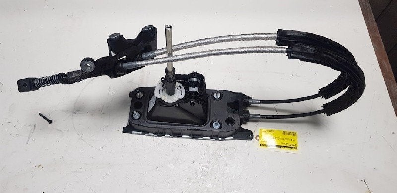 MECANISME DE CHANGEMENT DE VITESSES Volkswagen Tiguan (AD1), Dhr. J. Ham, Volkswagen, Administratie@autoham.nl, Utilisé