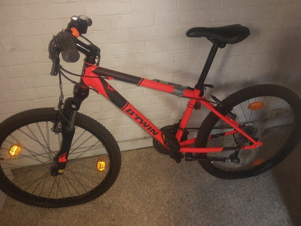 Vélo tout terrain enfant, B’TWIN Rockrider 500 en version 24 pouces, Frein sur jante, Comme neuf, Enlèvement