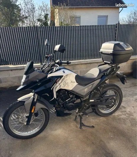 SYM NHT 125 3400 km, Particulier