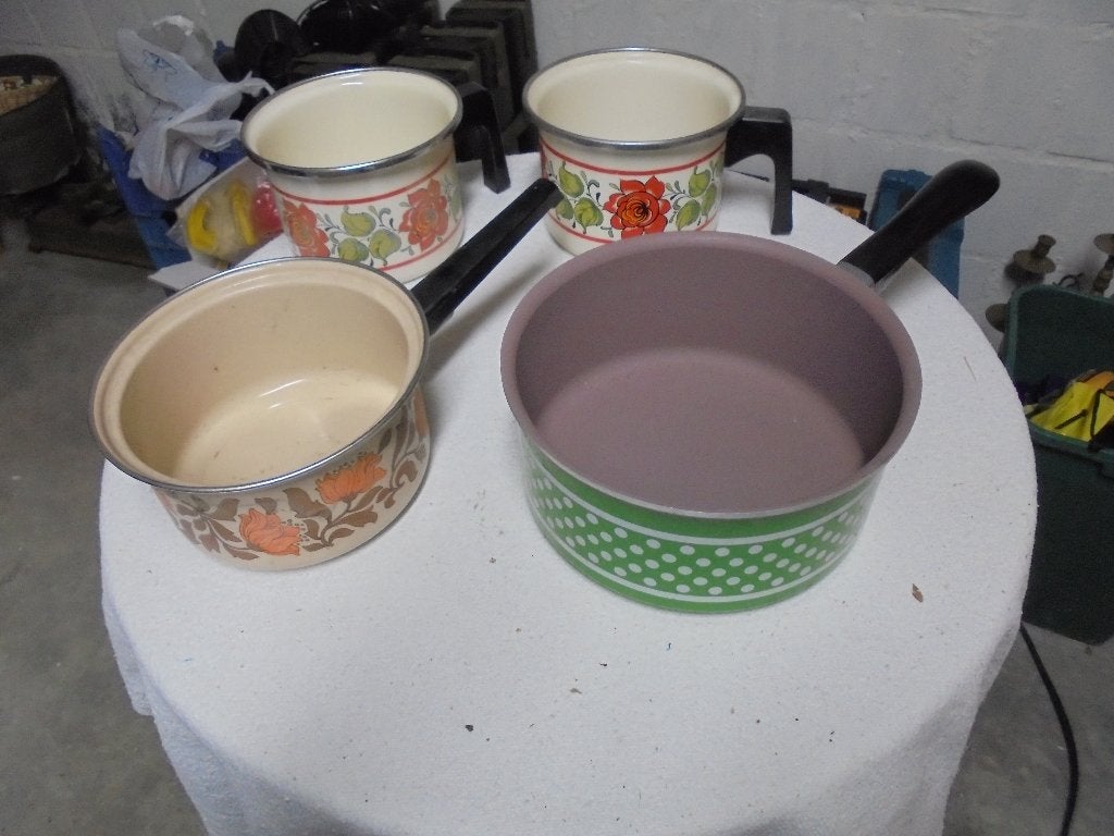 Vintage/retro geëmailleerde jaren ‘70 set steelpannen, Ophalen of Verzenden, Zo goed als nieuw, Kookpan, Emaille