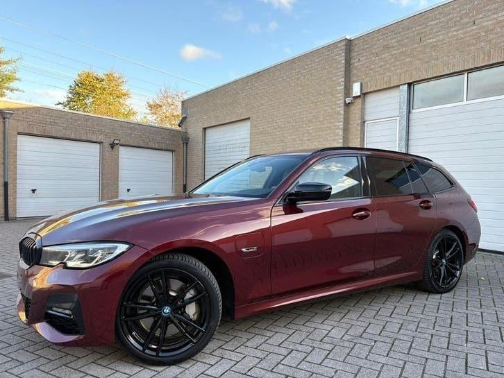 BMW 330e TouringXDrive | 12 M Garantie|88Dkm| 2022|M-Pakket|, Auto's, Automaat, Parkeerassistent, Leder, Hybride Elektrisch/Benzine