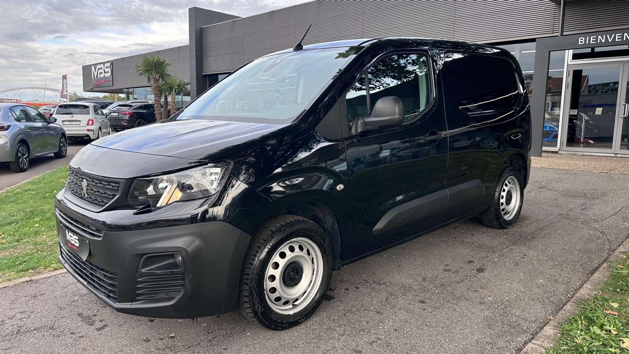 Peugeot Partner *1.5* L1* AUTO* CAMERA* TVAC* 1 PROP* * CRUI, Autos, Achat, Entreprise, 3 places, Capteur de stationnement