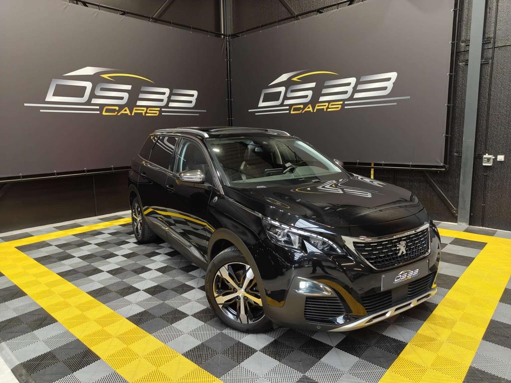 Peugeot 5008 1.2 Crossway 7-zit/LED/Pano/Keyles/AdCruise/360, Lederen bekleding, Gebruikt, Zwart, 1199 cc