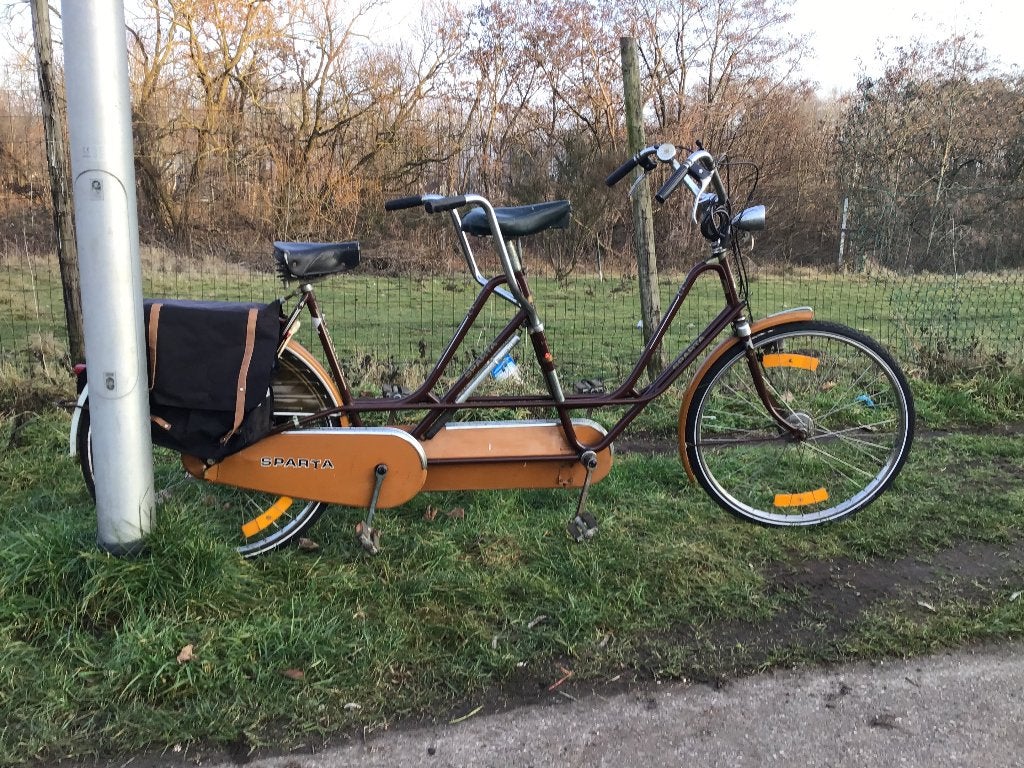 Tandem, Fietsen en Brommers, Ophalen