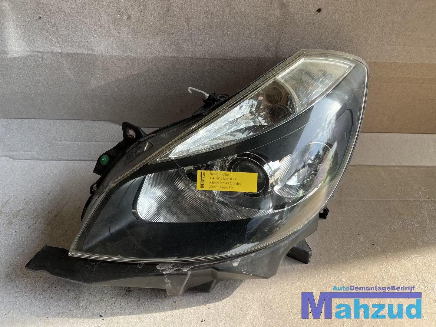 RENAULT CLIO 3 Links koplamp headlight UK Engels 2005-2012, Renault Group, Contact.group@renault.com, Renault, Utilisé
