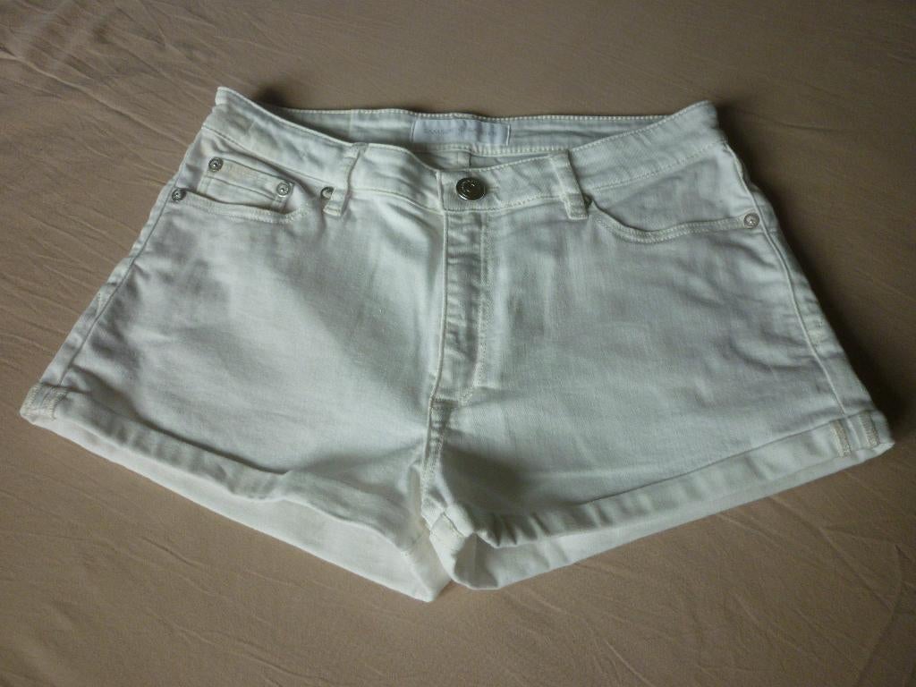 Korte Jeansshort Samsoe & Samsoe, Kort, Wit, Ophalen of Verzenden, Maat 34 (XS) of kleiner