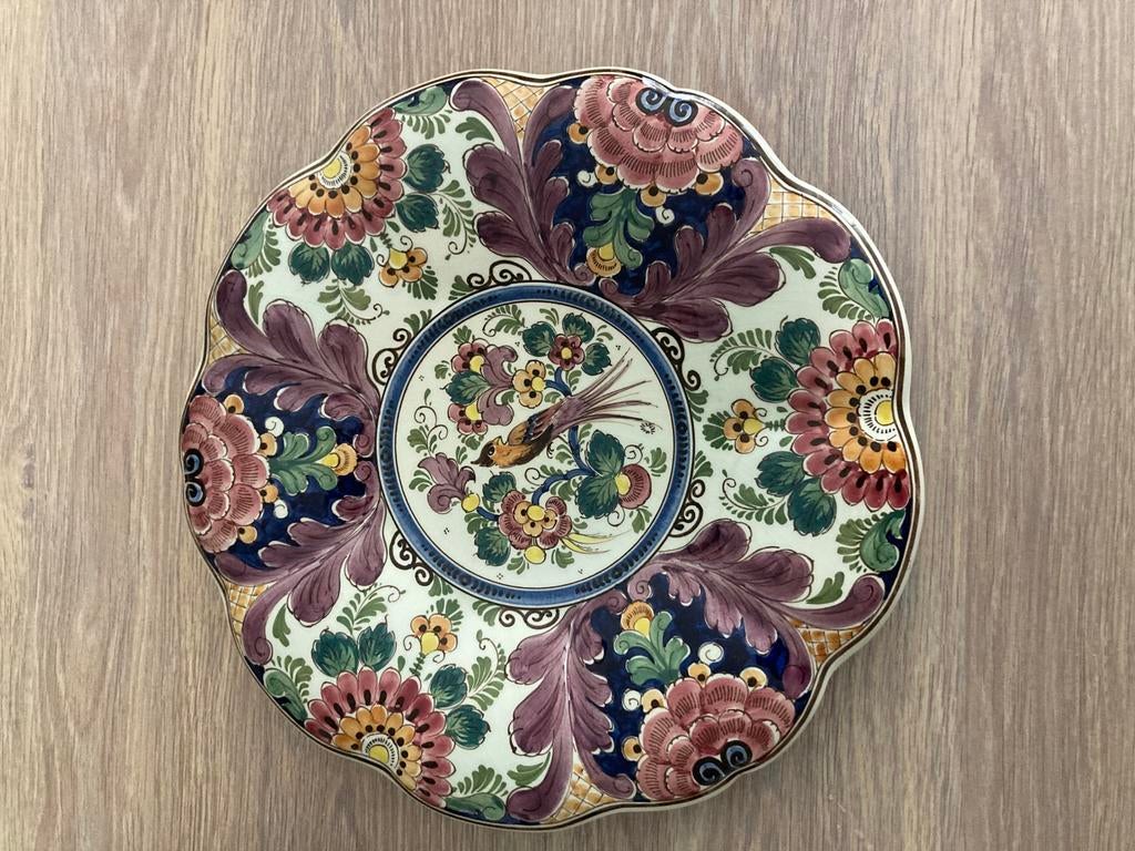Belle assiette polychrome vintage de Delft. Hollande., Enlèvement ou Envoi