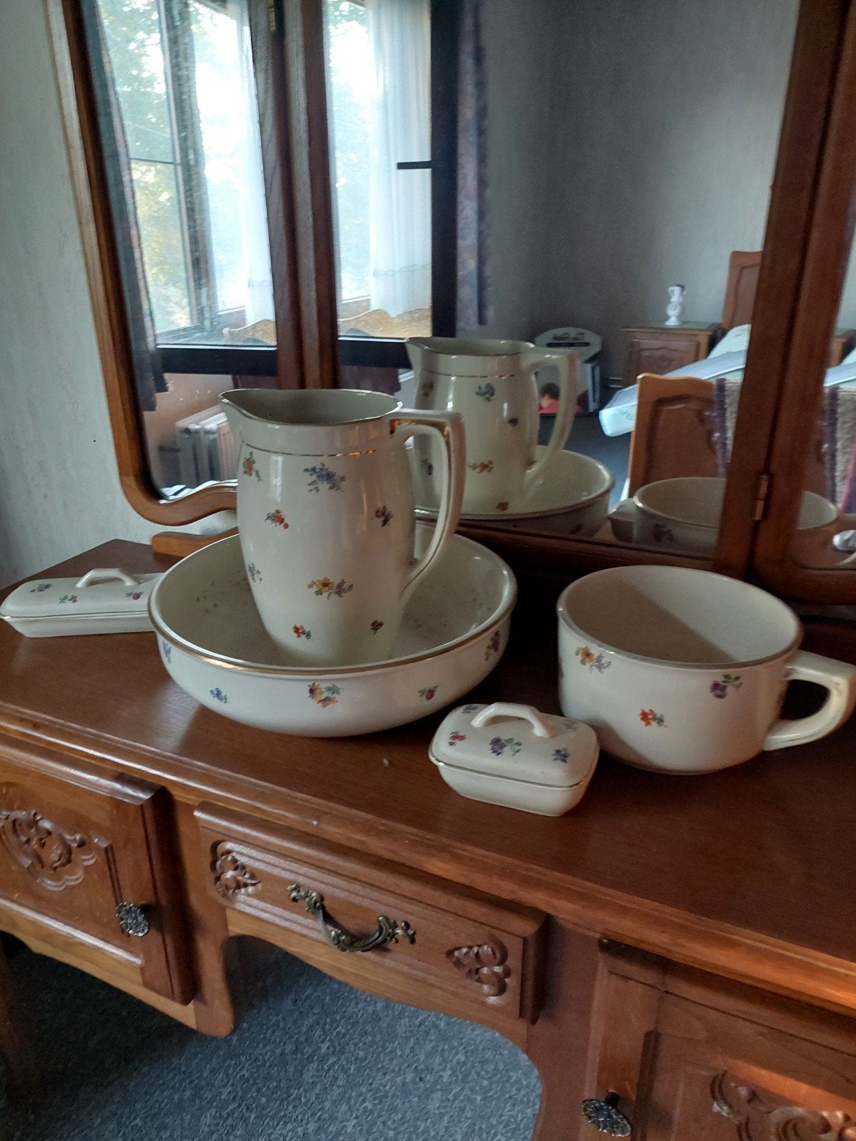 waskom met accessoires, Ophalen